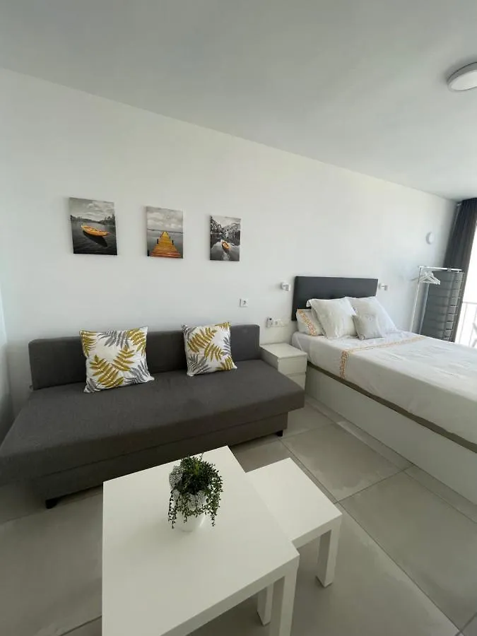 Apartamento en playa la Carihuela Torremolinos Cascada Summer Apartamento España